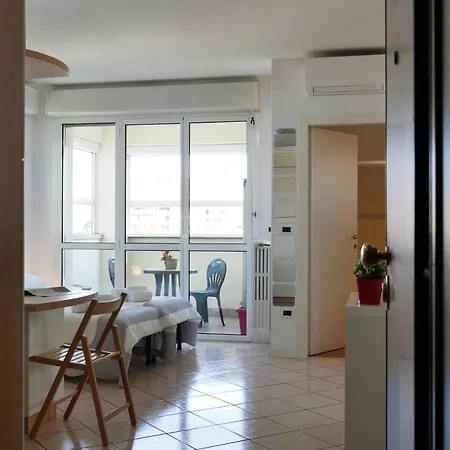 Apartman White Butterfly House