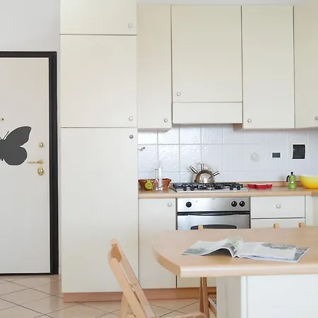 شقة White Butterfly House بولونيا